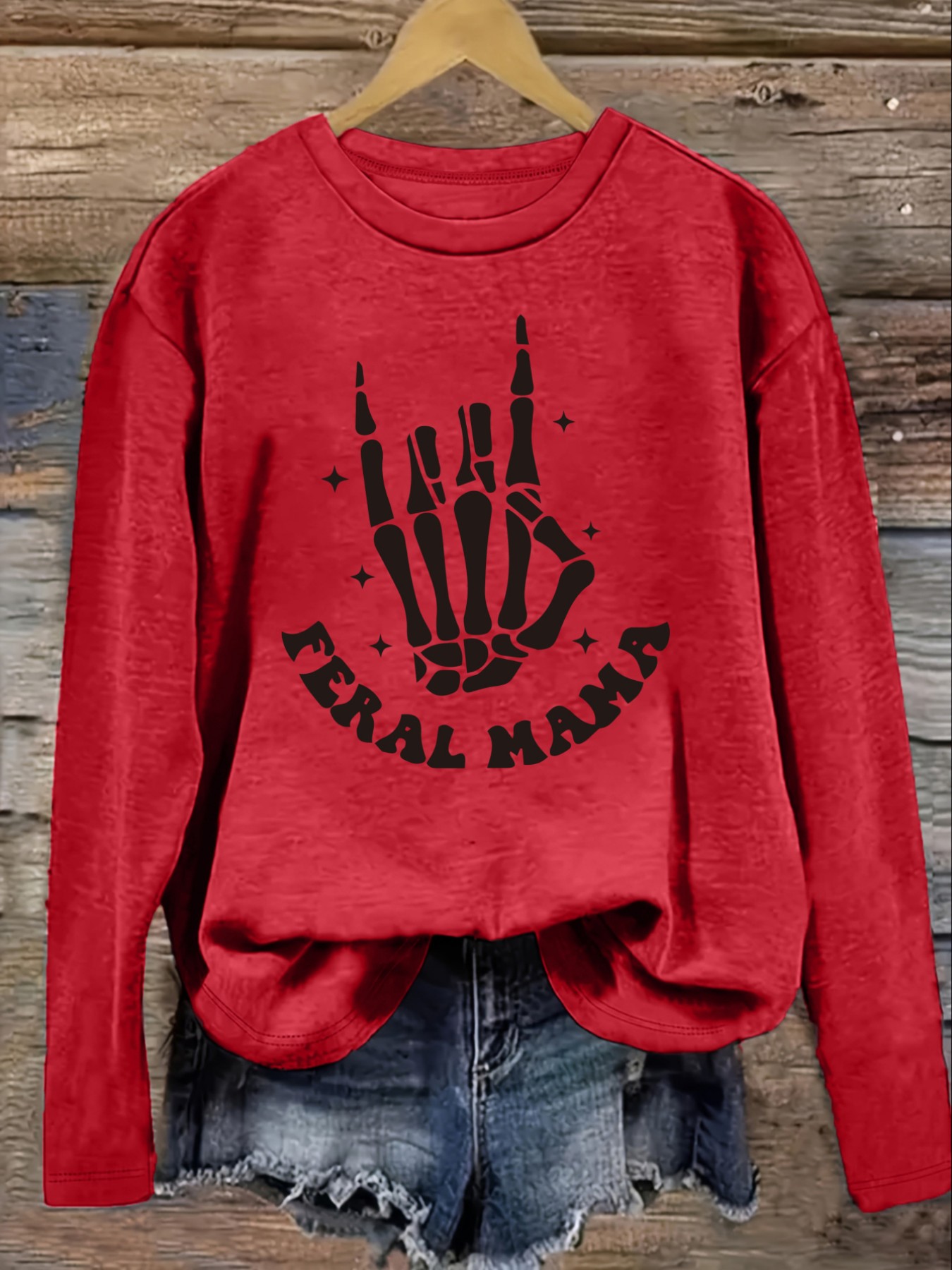 レディースカジュアル長袖クルーネックTシャツ、フェラルママス - Winter Clothing Design のレビューと価格