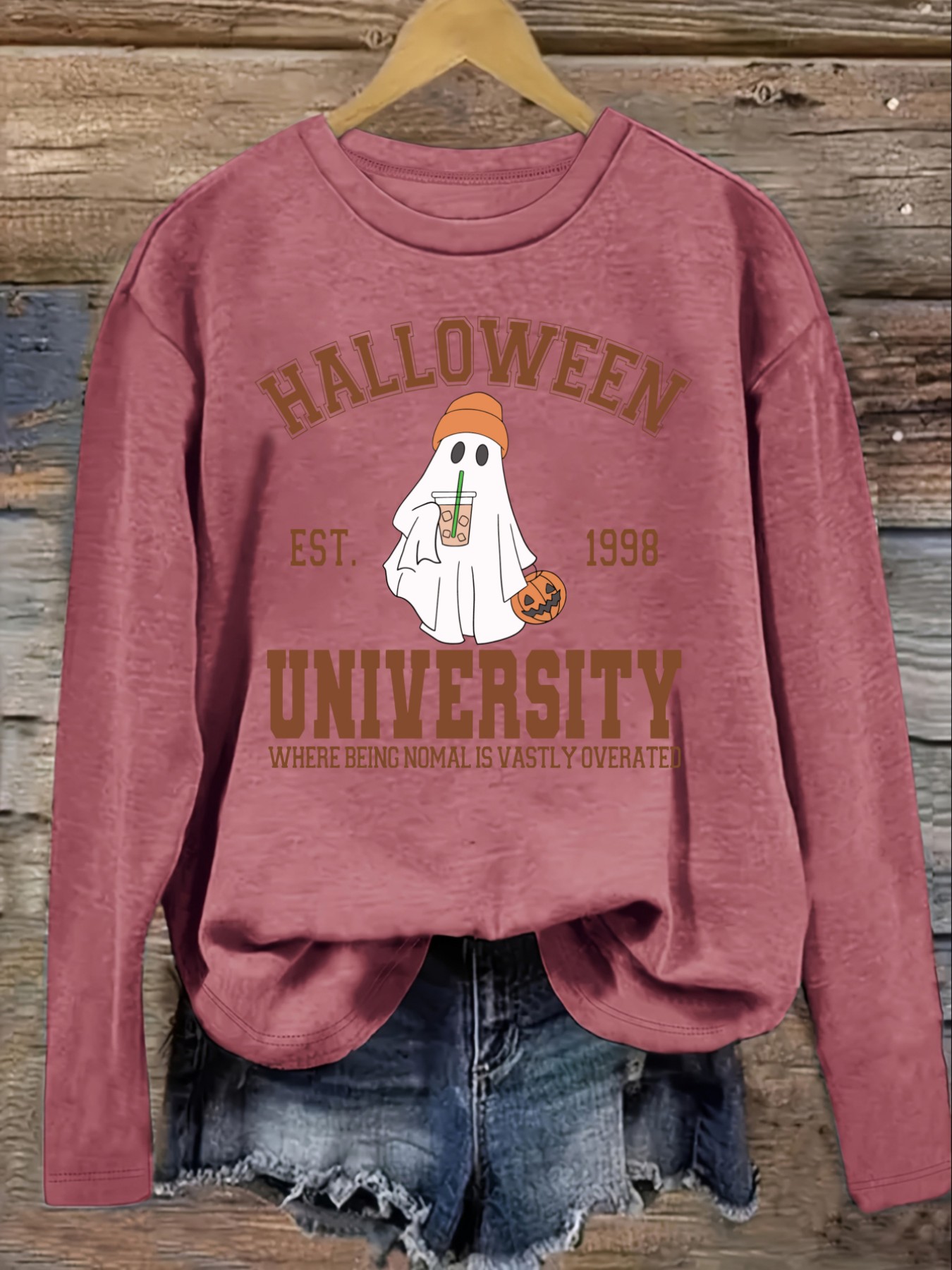 レディースカジュアル長袖クルーネックTシャツ、ハロウィン大学 - Winter Clothing Design のレビューと価格